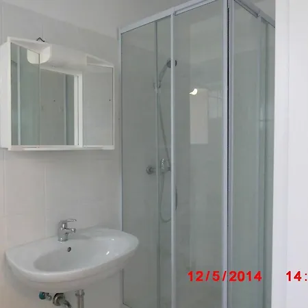 Frankfurt Airport & Fair Apartment