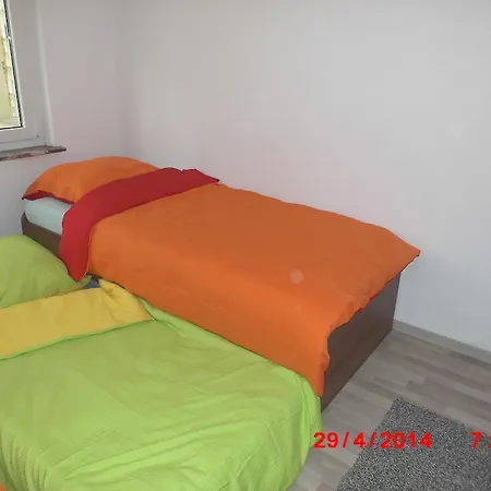 Frankfurt Airport & Fair Apartment Kelsterbach